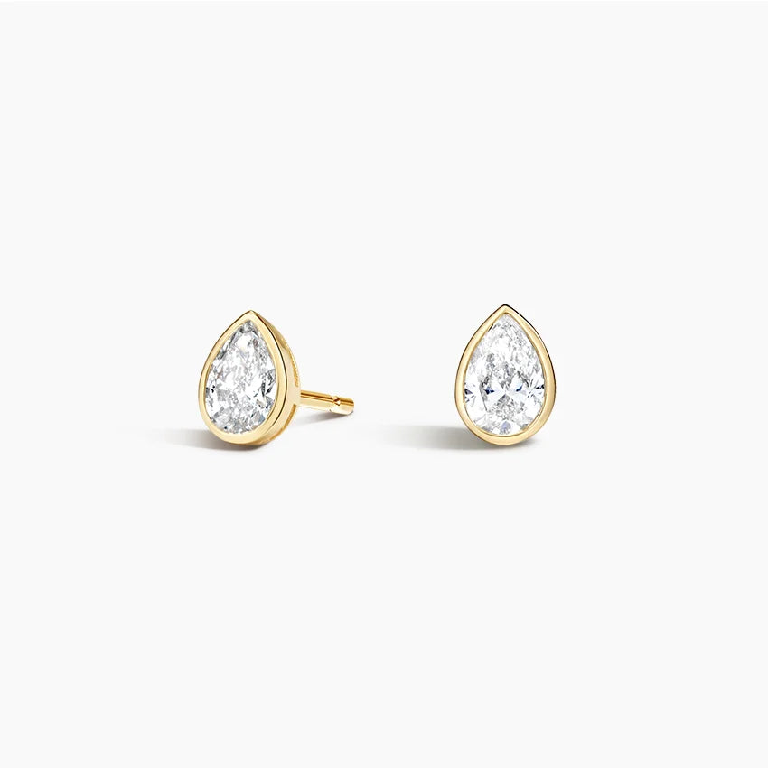 Lab Grown Pear Shape Diamond Stud Earrings