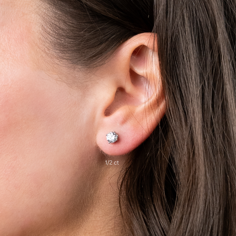 Natural Round Diamond Stud Earrings