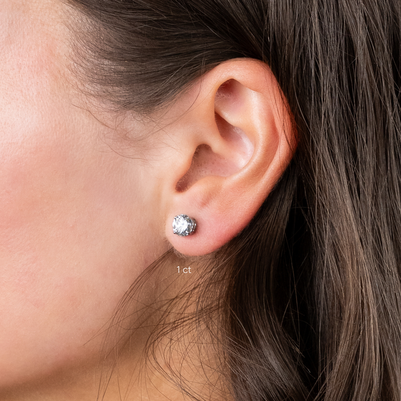 Natural Round Diamond Stud Earrings